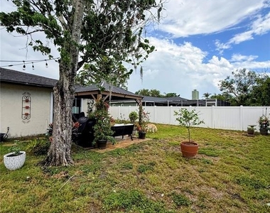 1330 Georgetowne Circle - Photo Thumbnail 43