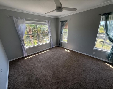 8932 Manor Loop - Photo Thumbnail 8