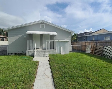 2519 W Walnut - Photo Thumbnail 11