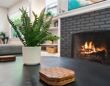 320 Ohio Place - Photo Thumbnail 13