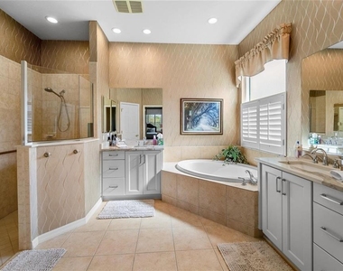 5175 Cantabria Crest - Photo Thumbnail 16