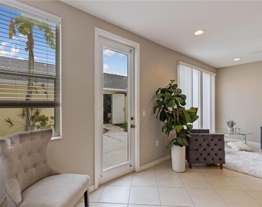 5650 Simonton Street - Photo Thumbnail 18