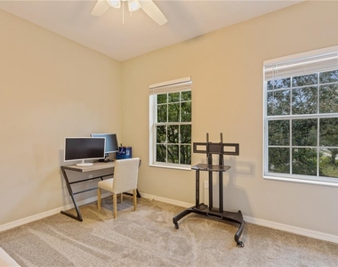 5650 Simonton Street - Photo Thumbnail 32