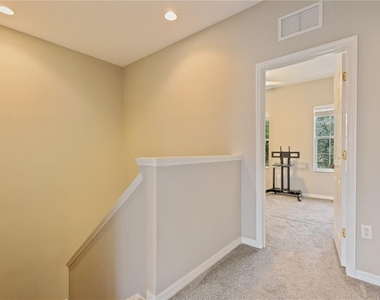5650 Simonton Street - Photo Thumbnail 29