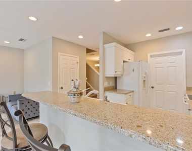 5650 Simonton Street - Photo Thumbnail 17