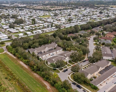 5650 Simonton Street - Photo Thumbnail 6