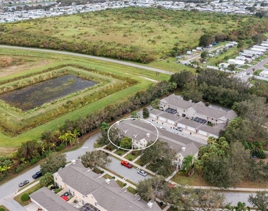 5650 Simonton Street - Photo Thumbnail 7
