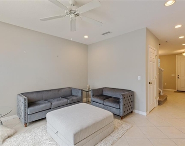 5650 Simonton Street - Photo Thumbnail 19