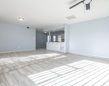 10733 Tourmaline Street - Photo Thumbnail 6