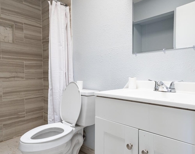 10733 Tourmaline Street - Photo Thumbnail 20