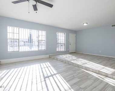 10733 Tourmaline Street - Photo Thumbnail 7