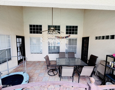 2005 Shadow Ridge Drive - Photo Thumbnail 15