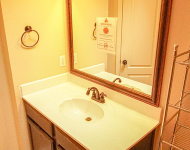 14613 Sunny Land Avenue - Photo Thumbnail 23