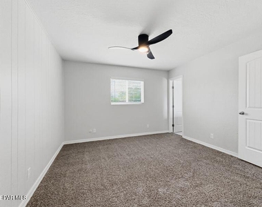 565 Gallagher Street - Photo Thumbnail 24