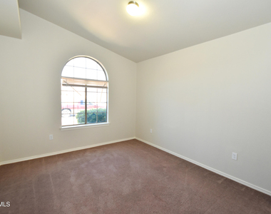 2508 Sparrow Point Street - Photo Thumbnail 14