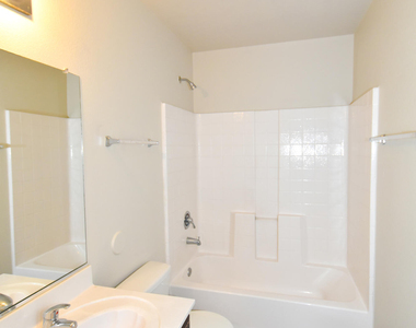 2508 Sparrow Point Street - Photo Thumbnail 13