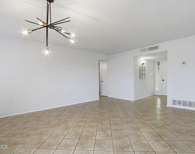 10837 Gemstone Street - Photo Thumbnail 7