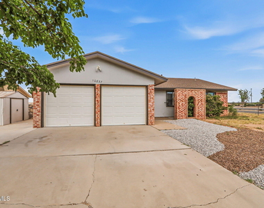 10837 Gemstone Street - Photo Thumbnail 2