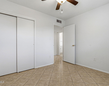 10837 Gemstone Street - Photo Thumbnail 21