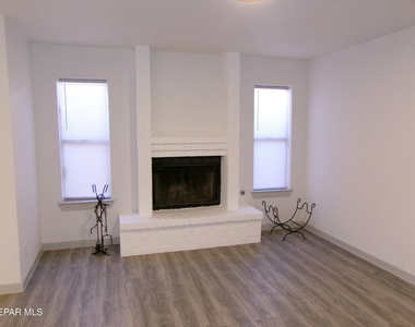 7013 Echo Cliffs Drive - Photo Thumbnail 2