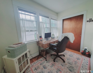 100 Colonial Road - Photo Thumbnail 7