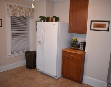 181 Leete Street - Photo Thumbnail 3