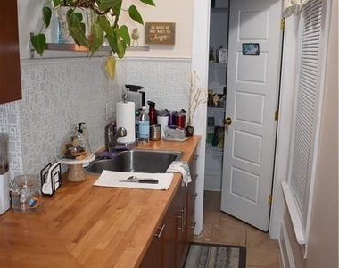 181 Leete Street - Photo Thumbnail 2