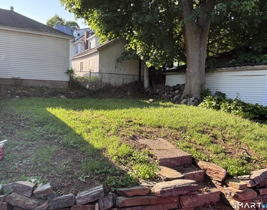 95-97 Grandview Terrace - Photo Thumbnail 22