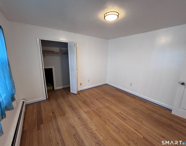 95-97 Grandview Terrace - Photo Thumbnail 13