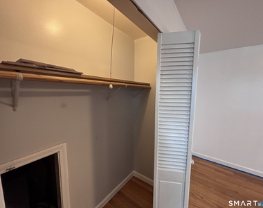 95-97 Grandview Terrace - Photo Thumbnail 19