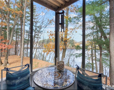 64 Lake Drive - Photo Thumbnail 4