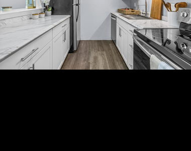 446 Hollister Street - Photo Thumbnail 5