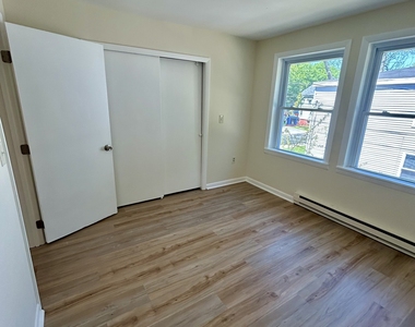 22 Spring Street - Photo Thumbnail 9