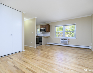 398 Courtland Avenue - Photo Thumbnail 2