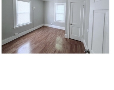 963 Sherman Avenue - Photo Thumbnail 4