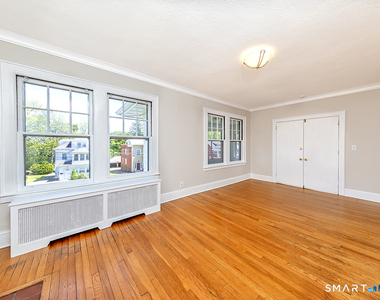 89-91 Maplewood Avenue - Photo Thumbnail 3