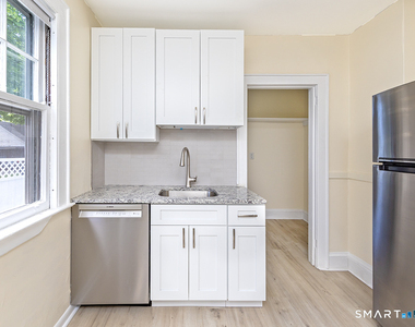 89 Maplewood Avenue - Photo Thumbnail 14