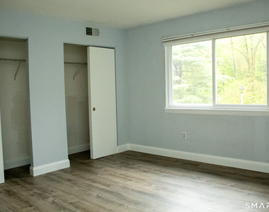 10 Georgetown Drive - Photo Thumbnail 11