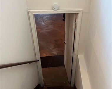 81 Crabtree Lane - Photo Thumbnail 27