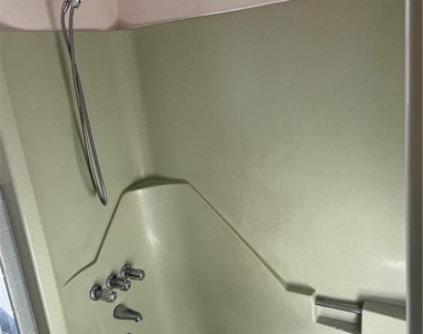 81 Crabtree Lane - Photo Thumbnail 20