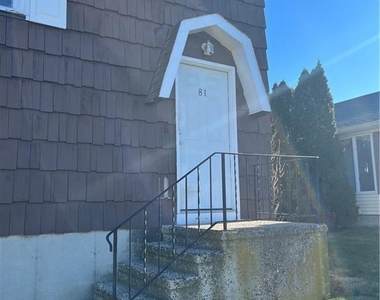 81 Crabtree Lane - Photo Thumbnail 1