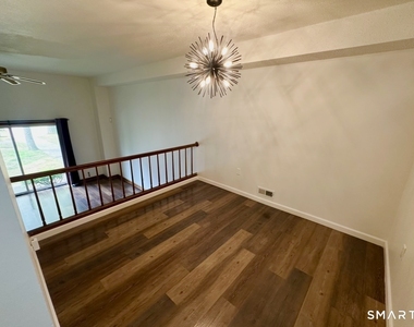 313 Dunfey Lane - Photo Thumbnail 8
