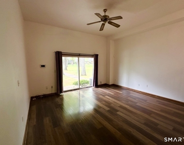 313 Dunfey Lane - Photo Thumbnail 5
