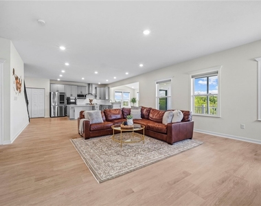 269 Lily Ridge Dr - Photo Thumbnail 6