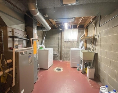 439 Crestview Dr - Photo Thumbnail 42
