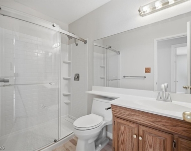 5389 Kalmia Drive - Photo Thumbnail 11