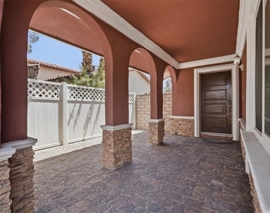 5389 Kalmia Drive - Photo Thumbnail 2