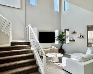 643 Solar Citrine Street - Photo Thumbnail 8