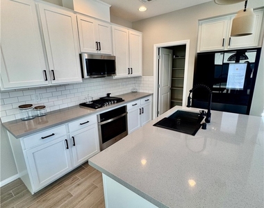 643 Solar Citrine Street - Photo Thumbnail 2