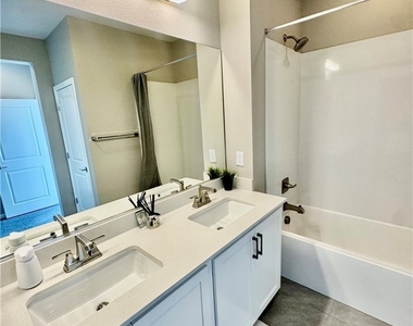 643 Solar Citrine Street - Photo Thumbnail 24